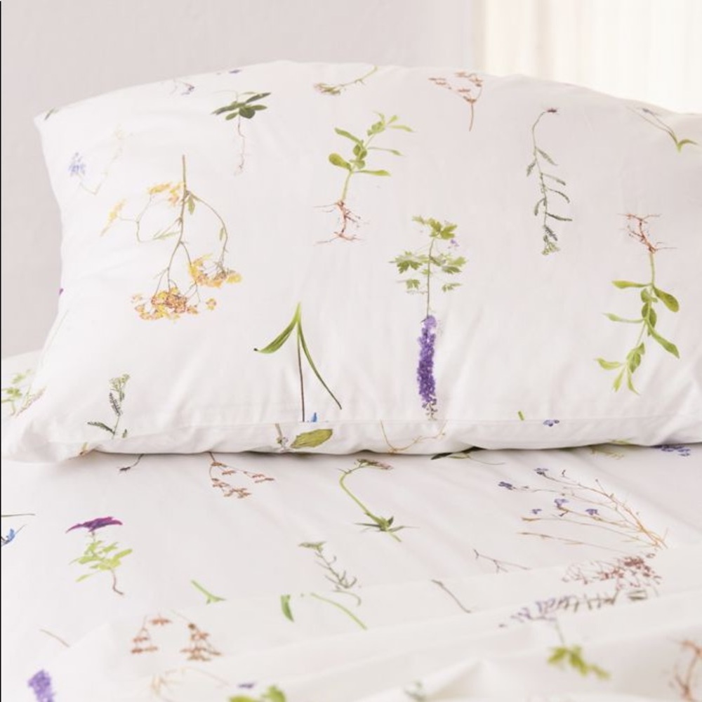 Lola Photo Floral Sheet Set by Urban Outfitters